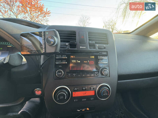 Серый Ниссан Лиф, объемом двигателя 0 л и пробегом 128 тыс. км за 6500 $, фото 23 на Automoto.ua