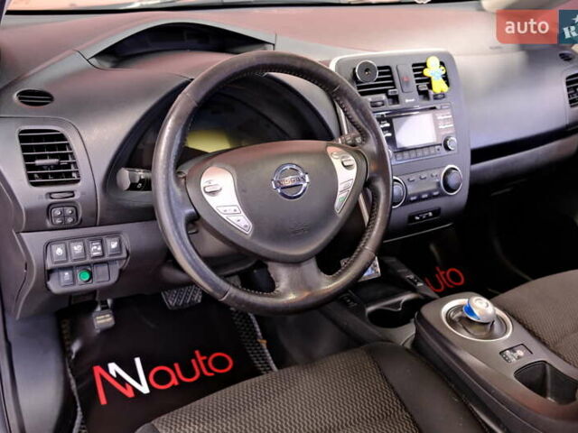 Сірий Ніссан Ліф, об'ємом двигуна 0 л та пробігом 162 тис. км за 7300 $, фото 30 на Automoto.ua