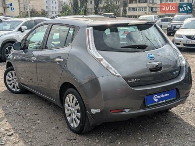 Серый Ниссан Лиф, объемом двигателя 0 л и пробегом 75 тыс. км за 8900 $, фото 17 на Automoto.ua