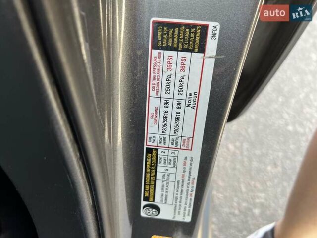 Серый Ниссан Лиф, объемом двигателя 0 л и пробегом 144 тыс. км за 12300 $, фото 6 на Automoto.ua