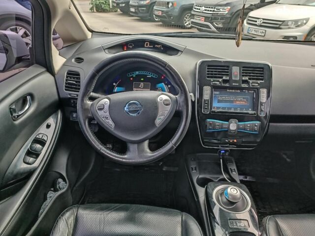 Серый Ниссан Лиф, объемом двигателя 0 л и пробегом 145 тыс. км за 6940 $, фото 13 на Automoto.ua