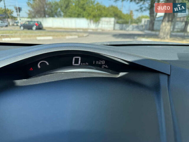 Сірий Ніссан Ліф, об'ємом двигуна 0 л та пробігом 125 тис. км за 7990 $, фото 25 на Automoto.ua