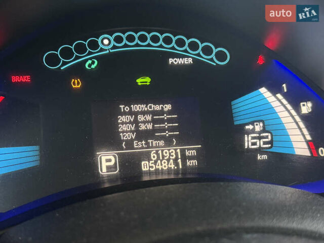 Серый Ниссан Лиф, объемом двигателя 0 л и пробегом 62 тыс. км за 8600 $, фото 17 на Automoto.ua