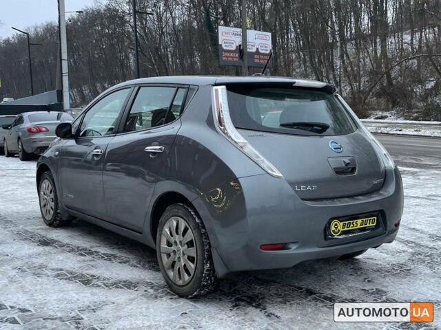 Сірий Ніссан Ліф, об'ємом двигуна 24 л та пробігом 70 тис. км за 8500 $, фото 3 на Automoto.ua