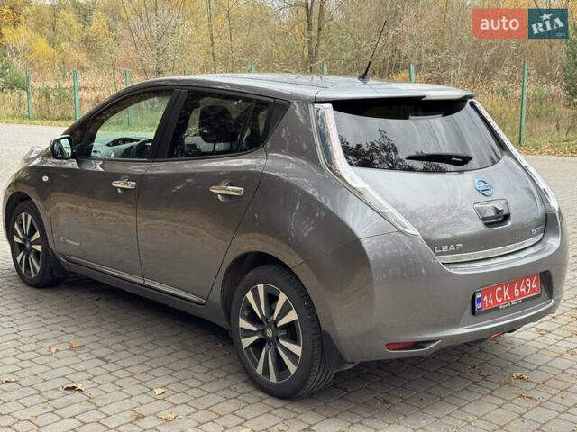 Ниссан Лиф 2016 в Львове на Automoto.ua Серый Ниссан Лиф, объемом двигателя 0 л и пробегом 164 тыс. км за 6450 $, фото 5 на Automoto.ua