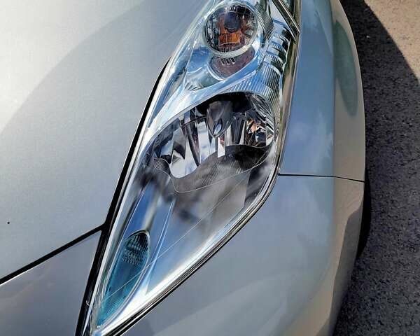 Сірий Ніссан Ліф, об'ємом двигуна 0 л та пробігом 89 тис. км за 8299 $, фото 21 на Automoto.ua