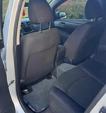 Ниссан Лиф 2016 в Харькове на Automoto.ua Серый Ниссан Лиф, объемом двигателя 0 л и пробегом 109 тыс. км за 7400 $, фото 1 на Automoto.ua