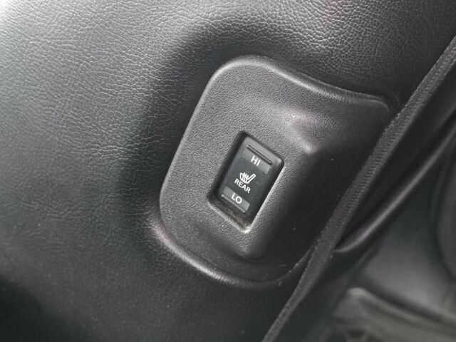 Серый Ниссан Лиф, объемом двигателя 0 л и пробегом 145 тыс. км за 6940 $, фото 11 на Automoto.ua