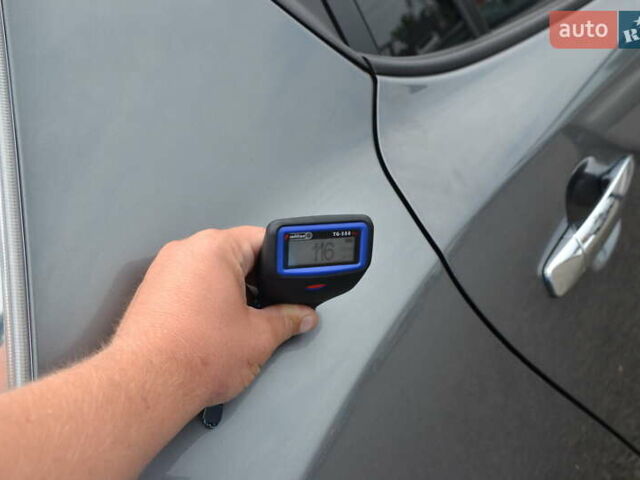 Серый Ниссан Лиф, объемом двигателя 0 л и пробегом 56 тыс. км за 8000 $, фото 31 на Automoto.ua