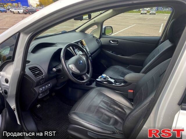 Серый Ниссан Лиф, объемом двигателя 80 л и пробегом 140 тыс. км за 7400 $, фото 8 на Automoto.ua