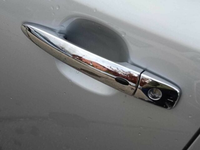 Серый Ниссан Лиф, объемом двигателя 0 л и пробегом 145 тыс. км за 6940 $, фото 15 на Automoto.ua