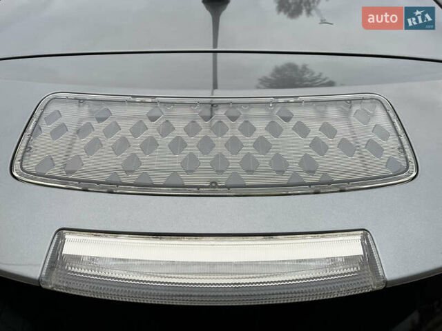 Серый Ниссан Лиф, объемом двигателя 0 л и пробегом 92 тыс. км за 8600 $, фото 26 на Automoto.ua