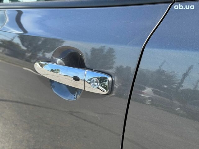 Серый Ниссан Лиф, объемом двигателя 0 л и пробегом 125 тыс. км за 7990 $, фото 9 на Automoto.ua