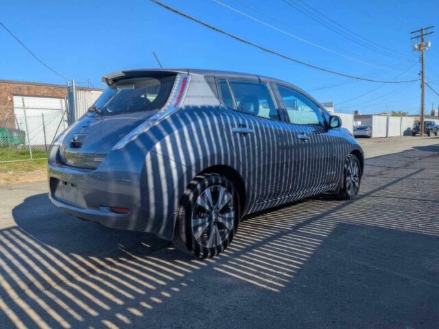 Серый Ниссан Лиф, объемом двигателя 0 л и пробегом 71 тыс. км за 1050 $, фото 6 на Automoto.ua