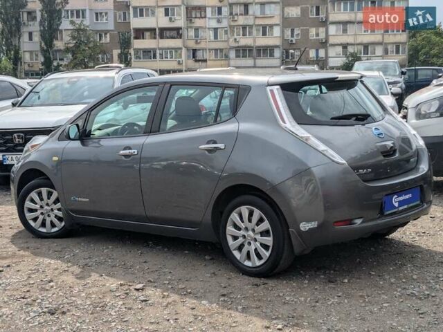 Серый Ниссан Лиф, объемом двигателя 0 л и пробегом 75 тыс. км за 8900 $, фото 9 на Automoto.ua