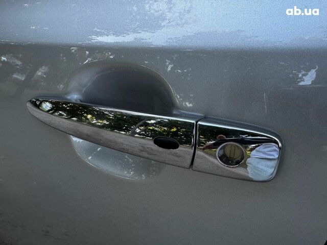 Серый Ниссан Лиф, объемом двигателя 0 л и пробегом 80 тыс. км за 10540 $, фото 11 на Automoto.ua