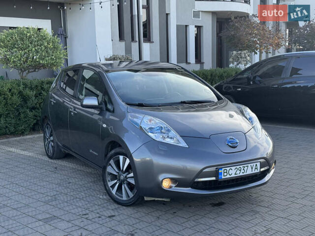 Серый Ниссан Лиф, объемом двигателя 0 л и пробегом 119 тыс. км за 7800 $, фото 3 на Automoto.ua