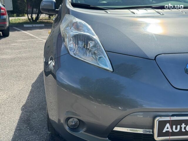 Серый Ниссан Лиф, объемом двигателя 0 л и пробегом 125 тыс. км за 7990 $, фото 8 на Automoto.ua