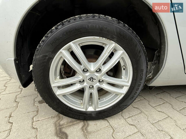 Серый Ниссан Лиф, объемом двигателя 0 л и пробегом 63 тыс. км за 7200 $, фото 60 на Automoto.ua