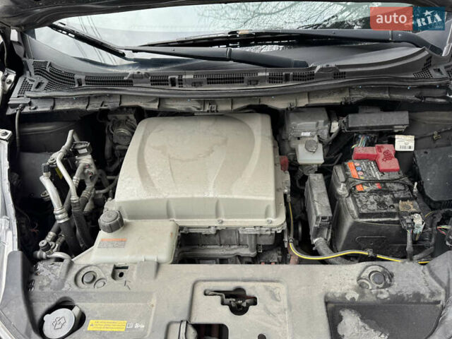 Ниссан Лиф 2016 в Львове на Automoto.ua Серый Ниссан Лиф, объемом двигателя 0 л и пробегом 164 тыс. км за 6450 $, фото 13 на Automoto.ua