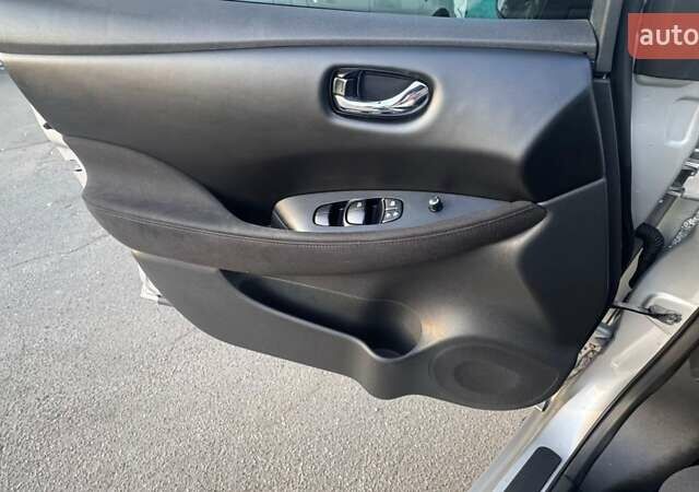 Ниссан Лиф 2016 в Харькове на Automoto.ua Серый Ниссан Лиф, объемом двигателя 0 л и пробегом 109 тыс. км за 7400 $, фото 13 на Automoto.ua