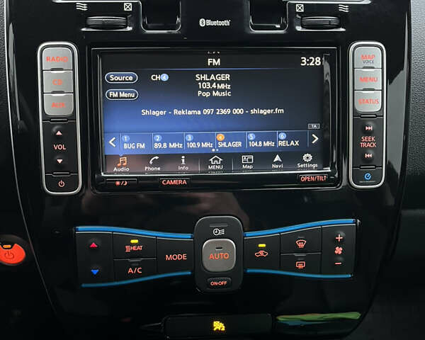 Серый Ниссан Лиф, объемом двигателя 0 л и пробегом 92 тыс. км за 8600 $, фото 59 на Automoto.ua