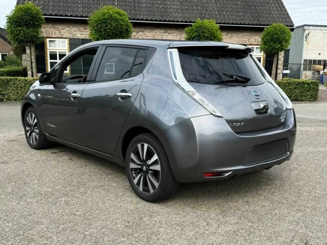 Сірий Ніссан Ліф, об'ємом двигуна 0 л та пробігом 79 тис. км за 1000 $, фото 3 на Automoto.ua