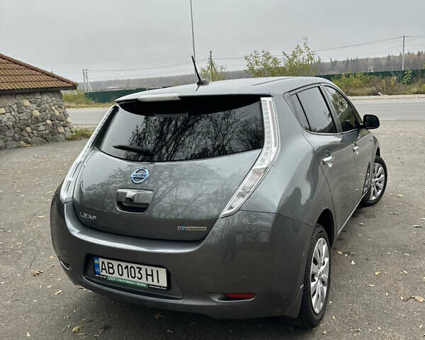 Сірий Ніссан Ліф, об'ємом двигуна 0 л та пробігом 106 тис. км за 8300 $, фото 26 на Automoto.ua