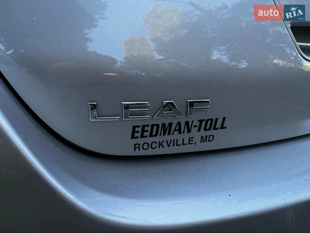 Серый Ниссан Лиф, объемом двигателя 0 л и пробегом 80 тыс. км за 10540 $, фото 8 на Automoto.ua