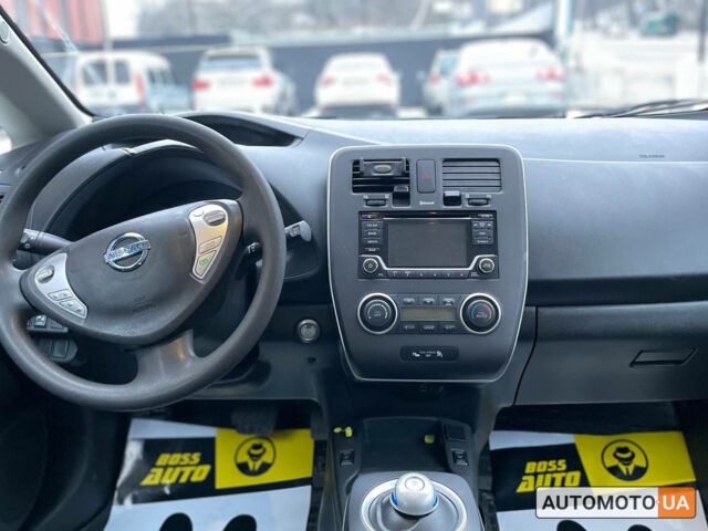 Сірий Ніссан Ліф, об'ємом двигуна 24 л та пробігом 70 тис. км за 8500 $, фото 8 на Automoto.ua