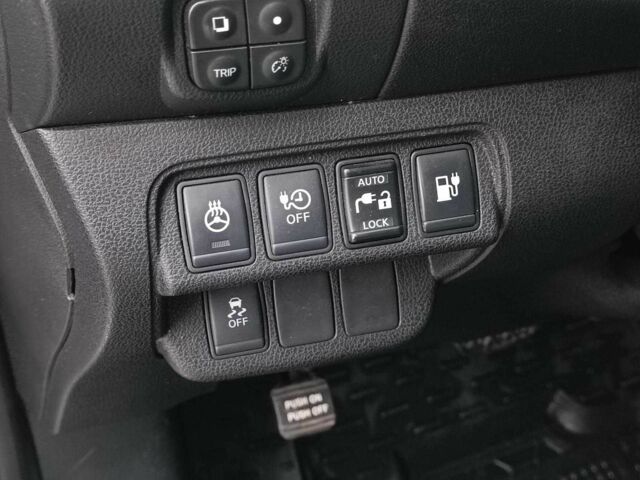 Серый Ниссан Лиф, объемом двигателя 0 л и пробегом 145 тыс. км за 6940 $, фото 21 на Automoto.ua