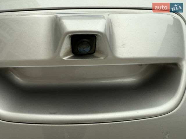 Серый Ниссан Лиф, объемом двигателя 0 л и пробегом 63 тыс. км за 7200 $, фото 50 на Automoto.ua