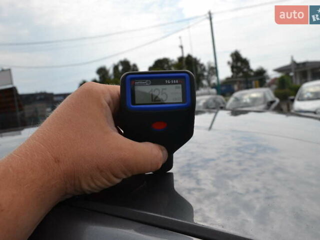 Серый Ниссан Лиф, объемом двигателя 0 л и пробегом 56 тыс. км за 8000 $, фото 35 на Automoto.ua