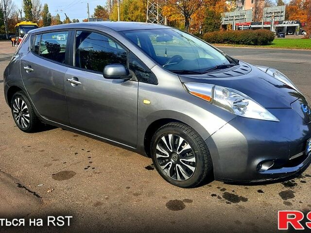 Сірий Ніссан Ліф, об'ємом двигуна 0 л та пробігом 139 тис. км за 5650 $, фото 2 на Automoto.ua