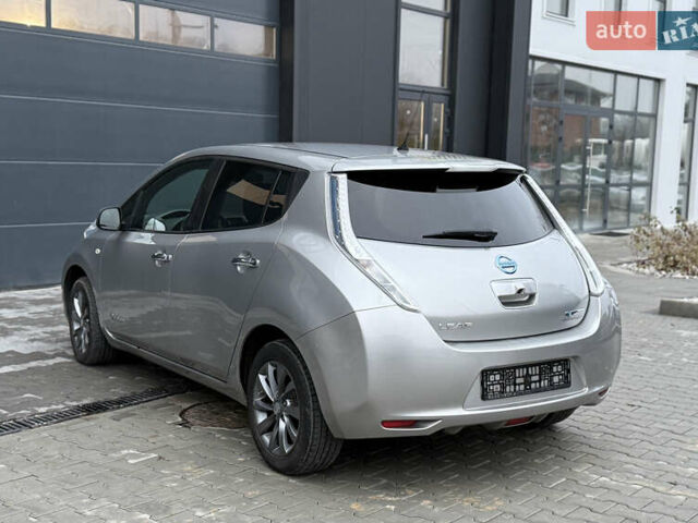 Серый Ниссан Лиф, объемом двигателя 0 л и пробегом 96 тыс. км за 7300 $, фото 5 на Automoto.ua