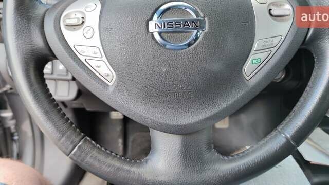 Серый Ниссан Лиф, объемом двигателя 0 л и пробегом 84 тыс. км за 9000 $, фото 9 на Automoto.ua