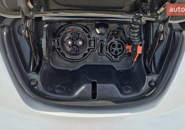 Сірий Ніссан Ліф, об'ємом двигуна 0 л та пробігом 110 тис. км за 7700 $, фото 11 на Automoto.ua