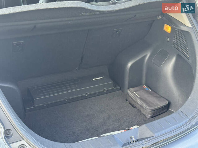 Серый Ниссан Лиф, объемом двигателя 0 л и пробегом 119 тыс. км за 7800 $, фото 24 на Automoto.ua