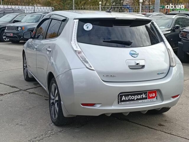 Серый Ниссан Лиф, объемом двигателя 0 л и пробегом 145 тыс. км за 6940 $, фото 8 на Automoto.ua