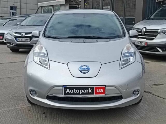 Серый Ниссан Лиф, объемом двигателя 0 л и пробегом 145 тыс. км за 6940 $, фото 1 на Automoto.ua