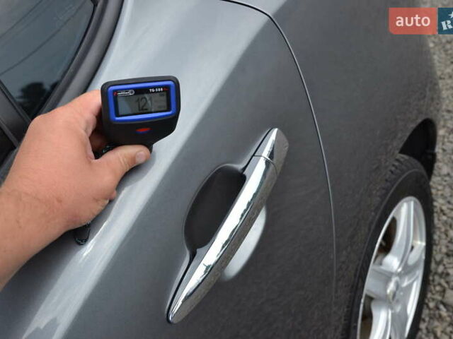 Серый Ниссан Лиф, объемом двигателя 0 л и пробегом 56 тыс. км за 8000 $, фото 28 на Automoto.ua