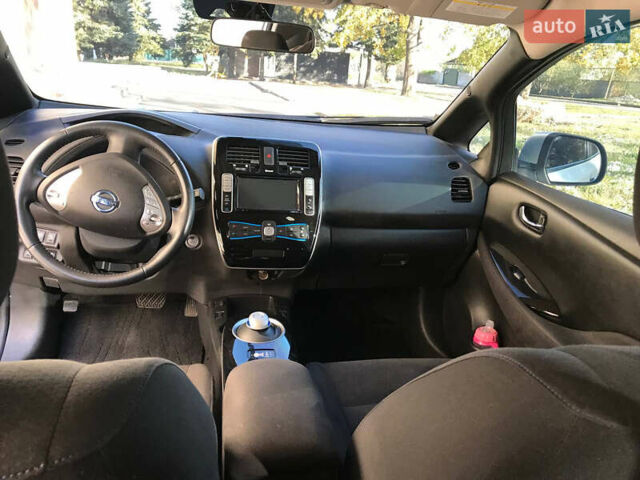 Сірий Ніссан Ліф, об'ємом двигуна 0 л та пробігом 115 тис. км за 7100 $, фото 7 на Automoto.ua