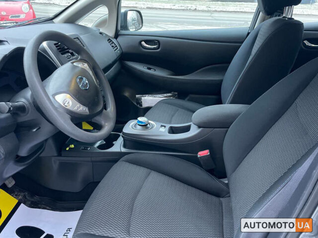 Сірий Ніссан Ліф, об'ємом двигуна 24 л та пробігом 70 тис. км за 8500 $, фото 7 на Automoto.ua