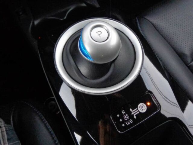 Серый Ниссан Лиф, объемом двигателя 0 л и пробегом 59 тыс. км за 3100 $, фото 8 на Automoto.ua