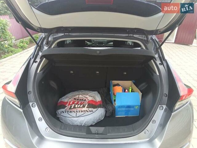 Сірий Ніссан Ліф, об'ємом двигуна 0 л та пробігом 61 тис. км за 18000 $, фото 10 на Automoto.ua