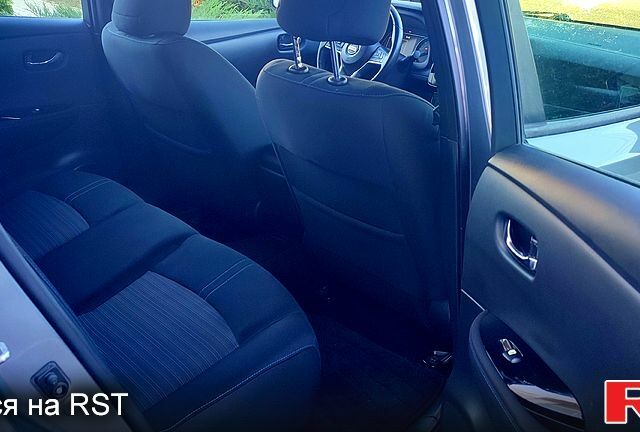 Серый Ниссан Лиф, объемом двигателя 0 л и пробегом 65 тыс. км за 12999 $, фото 9 на Automoto.ua