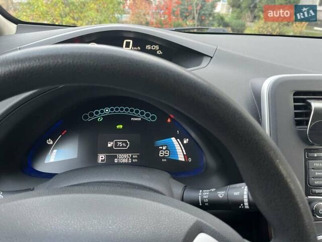 Сірий Ніссан Ліф, об'ємом двигуна 0 л та пробігом 100 тис. км за 7500 $, фото 9 на Automoto.ua