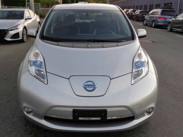 Серый Ниссан Лиф, объемом двигателя 0 л и пробегом 50 тыс. км за 6500 $, фото 1 на Automoto.ua