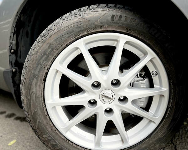 Сірий Ніссан Ліф, об'ємом двигуна 0 л та пробігом 125 тис. км за 6900 $, фото 26 на Automoto.ua