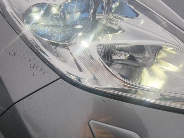 Серый Ниссан Лиф, объемом двигателя 0 л и пробегом 130 тыс. км за 8000 $, фото 2 на Automoto.ua